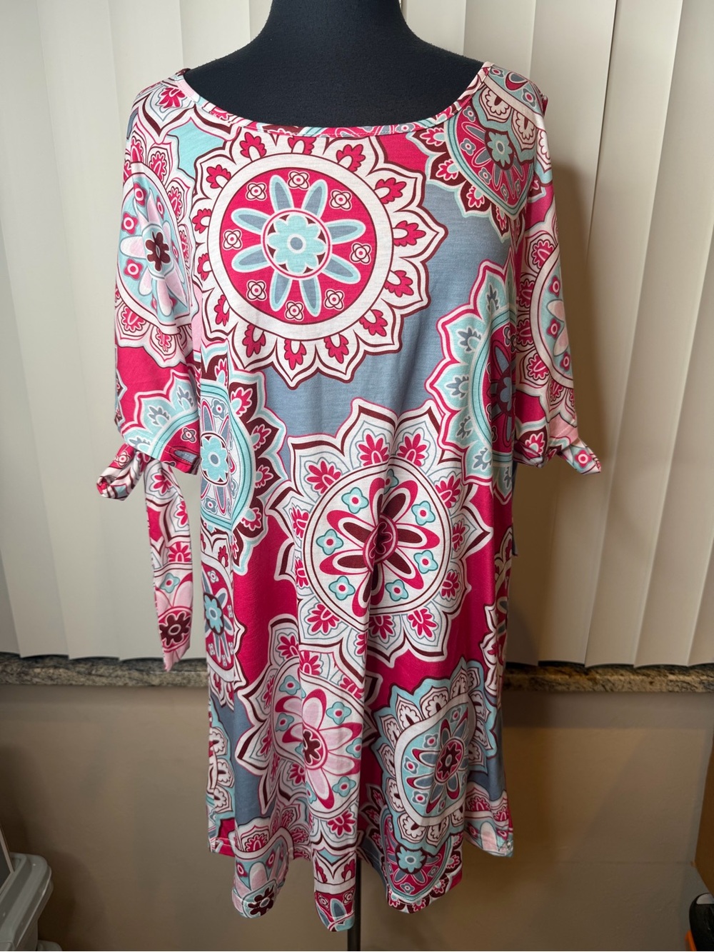 Bold Pink and Gray Floral Medallion Shift Dress XXL